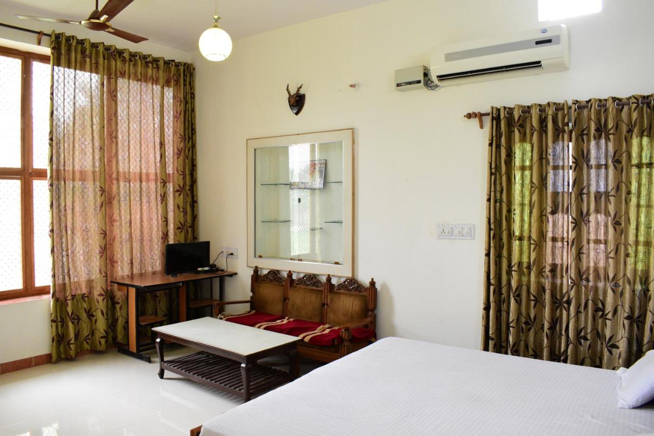 Poonam Palace Near By Airport Jodhpur  Ngoại thất bức ảnh