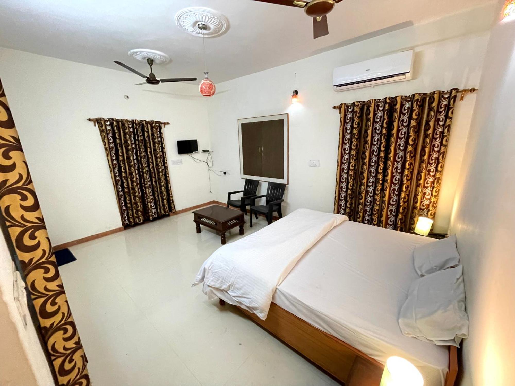 Poonam Palace Near By Airport Jodhpur  Ngoại thất bức ảnh