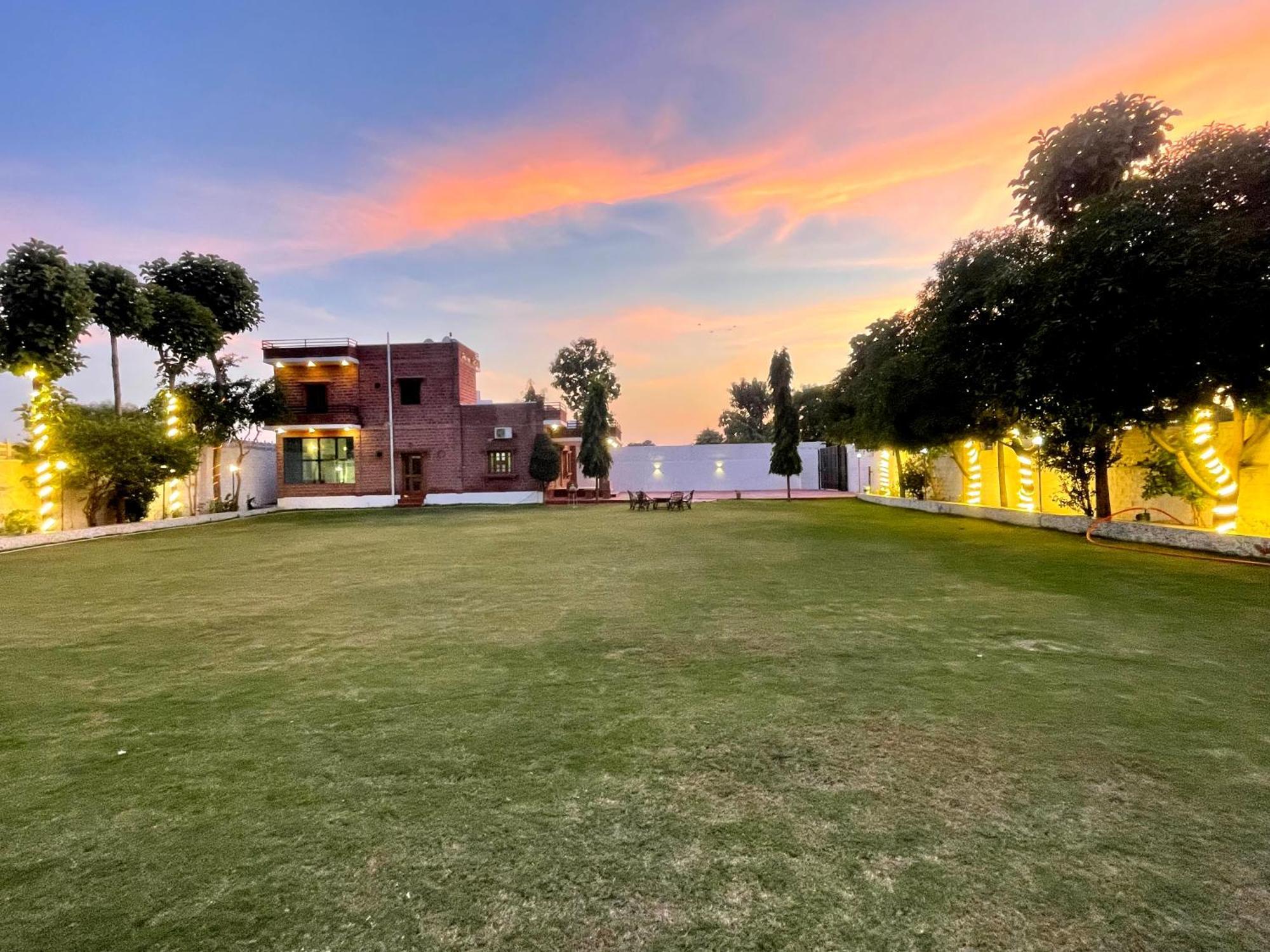 Poonam Palace Near By Airport Jodhpur  Ngoại thất bức ảnh